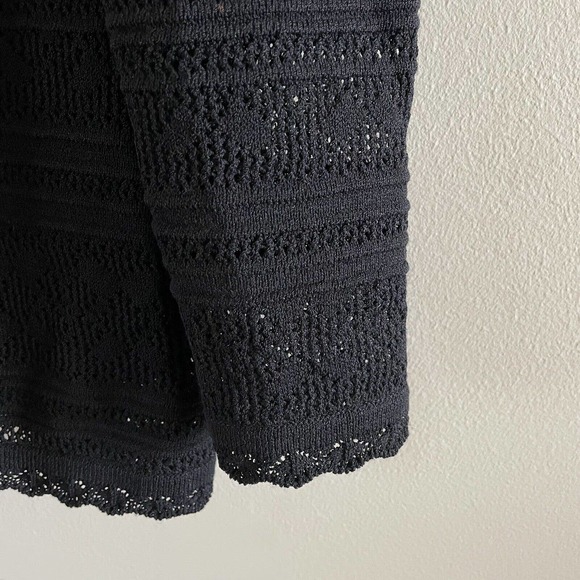 St. John Marie Gray Black Cardigan Sweater Size 4 V Neck Pearl Button Front - Picture 3 of 9